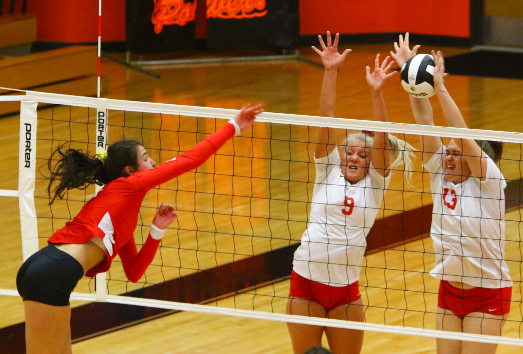 4A volleyball regional final: Crown Point vs. Munster